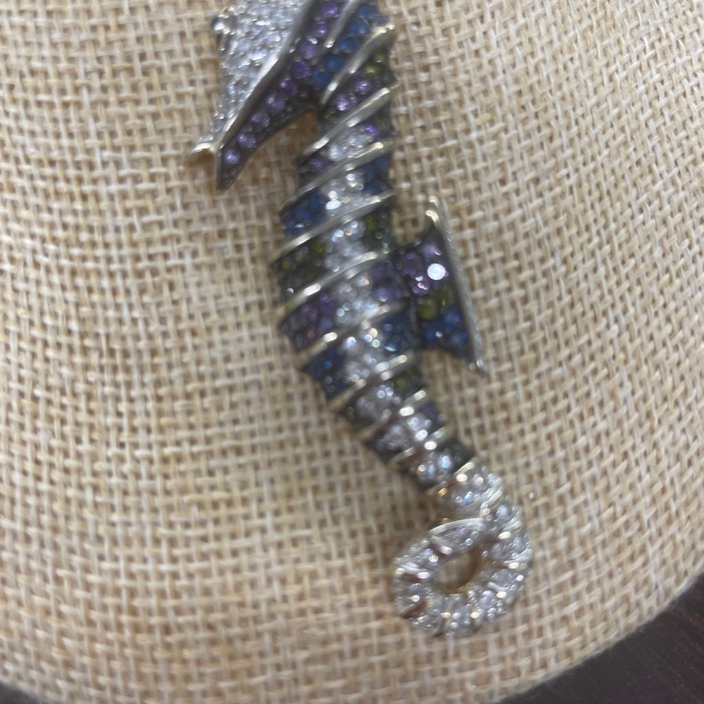 COPY - NWOT Gold Enamel Seahorse Pendant With Multicolor Rhinestones - Picture 2 of 5